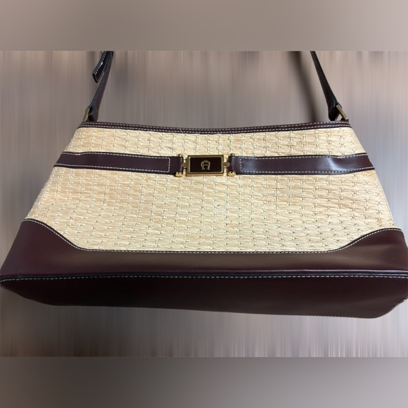 Etienne Aigner Cream and Brown Shoulder Bag - Picture 2 of 13